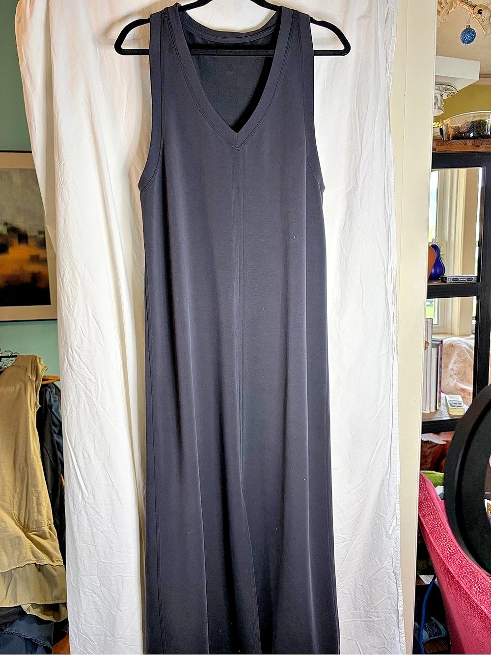 lululemon V-Neck Maxi Dress in Black